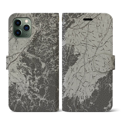 【南砺（富山県）】地図柄iPhoneケース（手帳タイプ）モノトーン・iPhone 11 Pro 用