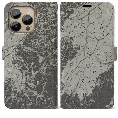 【南砺（富山県）】地図柄iPhoneケース（手帳タイプ）モノトーン・iPhone 14 Pro Max 用