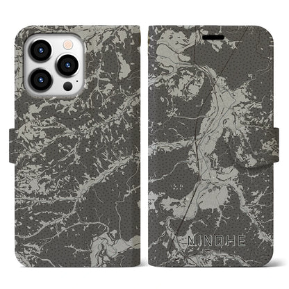 【二戸（岩手県）】地図柄iPhoneケース（手帳タイプ）モノトーン・iPhone 13 Pro 用