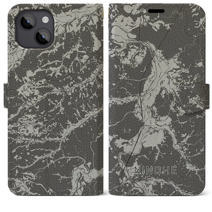 【二戸（岩手県）】地図柄iPhoneケース（手帳タイプ）モノトーン・iPhone 14 Plus 用