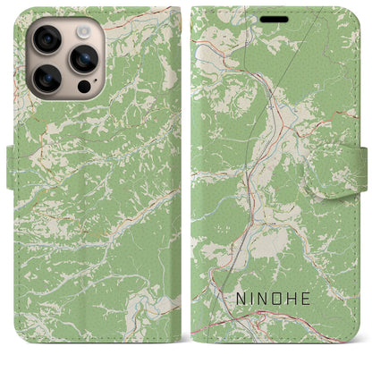 【二戸（岩手県）】地図柄iPhoneケース（手帳タイプ）ナチュラル・iPhone 16 Plus 用