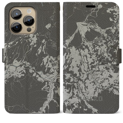 【ニセコ（北海道）】地図柄iPhoneケース（手帳タイプ）モノトーン・iPhone 14 Pro Max 用