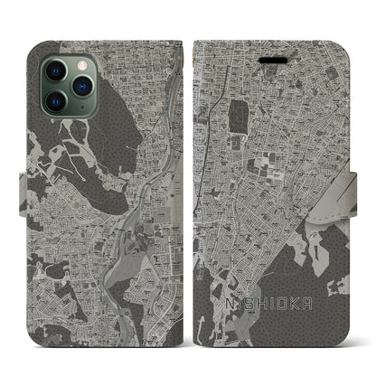 【西岡（北海道）】地図柄iPhoneケース（手帳タイプ）モノトーン・iPhone 11 Pro 用