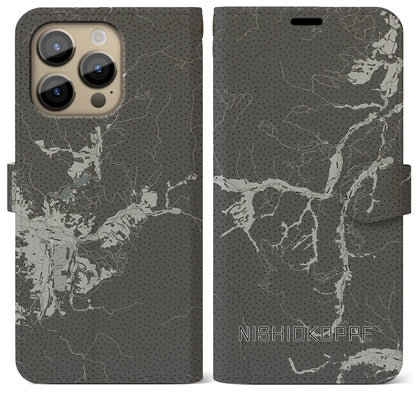 【西興部（北海道）】地図柄iPhoneケース（手帳タイプ）モノトーン・iPhone 14 Pro Max 用