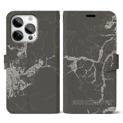 【西興部（北海道）】地図柄iPhoneケース（手帳タイプ）モノトーン・iPhone 14 Pro 用