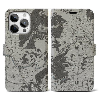 【王寺（奈良県）】地図柄iPhoneケース（手帳タイプ）モノトーン・iPhone 14 Pro 用