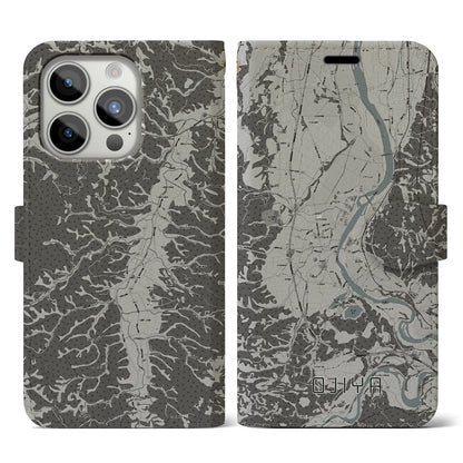 【小千谷（新潟県）】地図柄iPhoneケース（手帳タイプ）モノトーン・iPhone 15 Pro 用