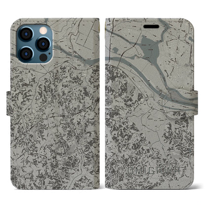 【小見川（千葉県）】地図柄iPhoneケース（手帳タイプ）モノトーン・iPhone 12 / 12 Pro 用