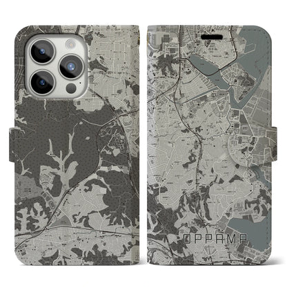 【追浜（神奈川県）】地図柄iPhoneケース（手帳タイプ）モノトーン・iPhone 15 Pro 用