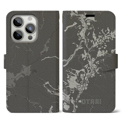 【小谷（長野県）】地図柄iPhoneケース（手帳タイプ）モノトーン・iPhone 15 Pro 用