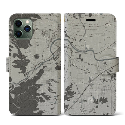 【大輪田（奈良県）】地図柄iPhoneケース（手帳タイプ）モノトーン・iPhone 11 Pro 用