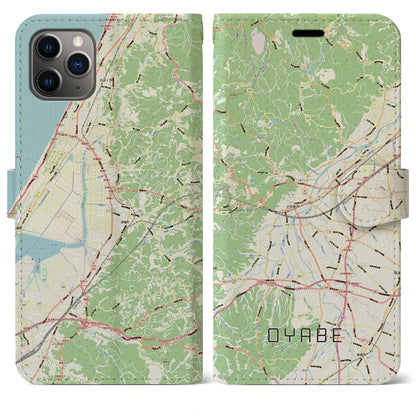 【小矢部（富山県）】地図柄iPhoneケース（手帳タイプ）ナチュラル・iPhone 11 Pro Max 用