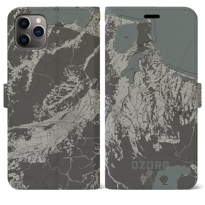 【大空（北海道）】地図柄iPhoneケース（手帳タイプ）モノトーン・iPhone 11 Pro Max 用