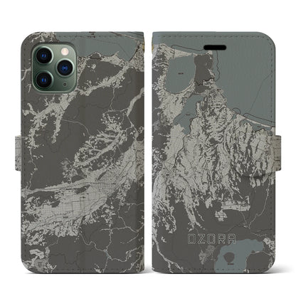 【大空（北海道）】地図柄iPhoneケース（手帳タイプ）モノトーン・iPhone 11 Pro 用