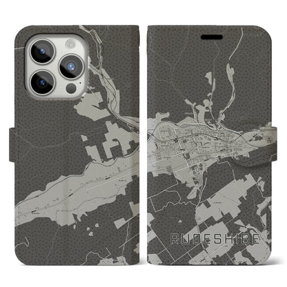 【留辺蘂（北海道）】地図柄iPhoneケース（手帳タイプ）モノトーン・iPhone 15 Pro 用