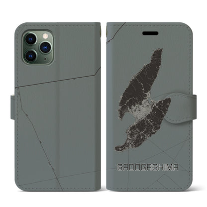 【佐渡島（新潟県）】地図柄iPhoneケース（手帳タイプ）モノトーン・iPhone 11 Pro 用