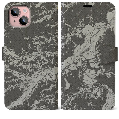 【三戸（青森県）】地図柄iPhoneケース（手帳タイプ）モノトーン・iPhone 15 Plus 用