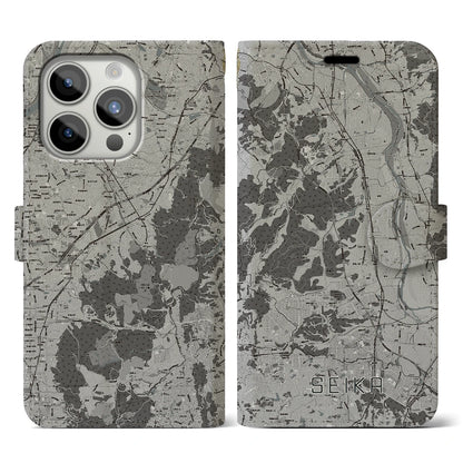 【精華（京都府）】地図柄iPhoneケース（手帳タイプ）モノトーン・iPhone 15 Pro 用