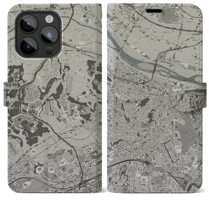 【聖蹟桜ヶ丘（東京都）】地図柄iPhoneケース（手帳タイプ）モノトーン・iPhone 15 Pro Max 用