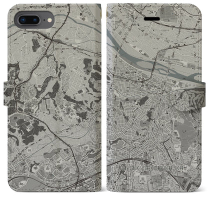 【聖蹟桜ヶ丘（東京都）】地図柄iPhoneケース（手帳タイプ）モノトーン・iPhone 8Plus /7Plus / 6sPlus / 6Plus 用