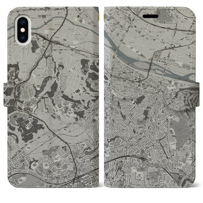 【聖蹟桜ヶ丘（東京都）】地図柄iPhoneケース（手帳タイプ）モノトーン・iPhone XS Max 用