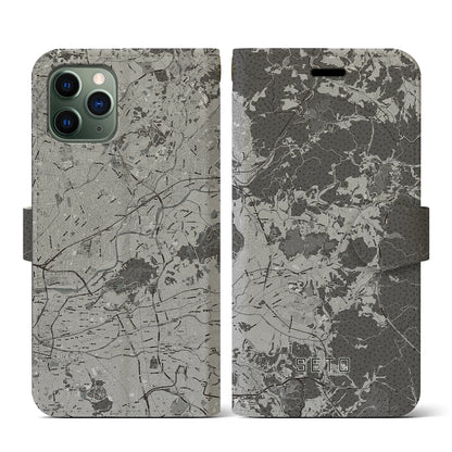 【瀬戸（愛知県）】地図柄iPhoneケース（手帳タイプ）モノトーン・iPhone 11 Pro 用