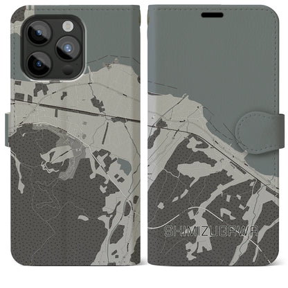 【清水川（青森県）】地図柄iPhoneケース（手帳タイプ）モノトーン・iPhone 15 Pro Max 用