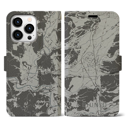 【新庄（山形県）】地図柄iPhoneケース（手帳タイプ）モノトーン・iPhone 13 Pro 用