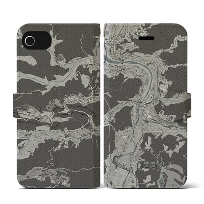 【修善寺（静岡県）】地図柄iPhoneケース（手帳タイプ）モノトーン・iPhone SE（第3 / 第2世代） / 8 / 7 / 6s / 6 用