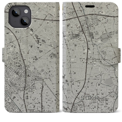 【草加（埼玉県）】地図柄iPhoneケース（手帳タイプ）モノトーン・iPhone 14 Plus 用