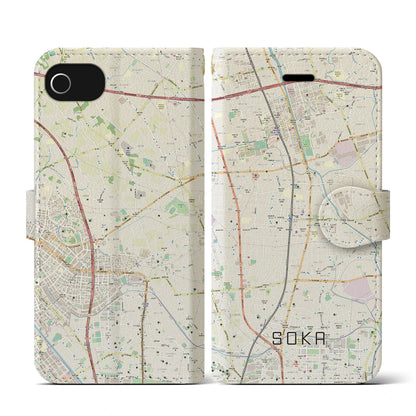 【草加（埼玉県）】地図柄iPhoneケース（手帳タイプ）ナチュラル・iPhone SE（第3 / 第2世代） / 8 / 7 / 6s / 6 用