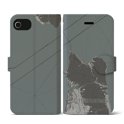 【外ヶ浜（青森県）】地図柄iPhoneケース（手帳タイプ）モノトーン・iPhone SE（第3 / 第2世代） / 8 / 7 / 6s / 6 用