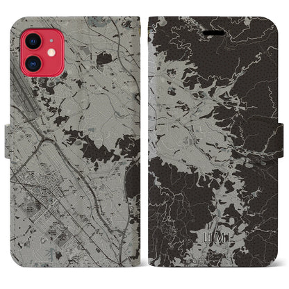 【宇美（福岡県）】地図柄iPhoneケース（手帳タイプ）モノトーン・iPhone 11 用