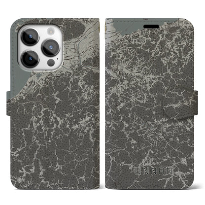 【雲南（島根県）】地図柄iPhoneケース（手帳タイプ）モノトーン・iPhone 14 Pro 用