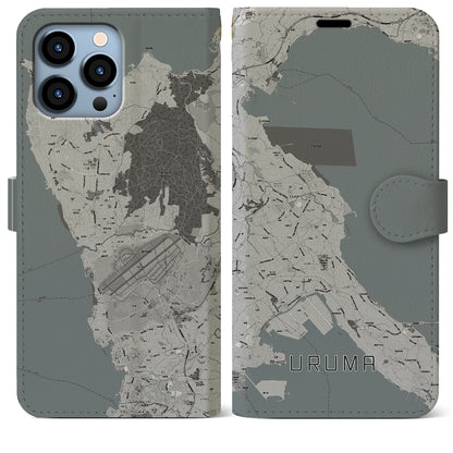 【うるま（沖縄県）】地図柄iPhoneケース（手帳タイプ）モノトーン・iPhone 13 Pro Max 用