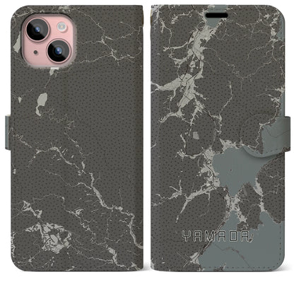 【山田（岩手県）】地図柄iPhoneケース（手帳タイプ）モノトーン・iPhone 15 Plus 用