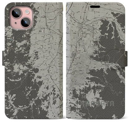 【山形（山形県）】地図柄iPhoneケース（手帳タイプ）モノトーン・iPhone 15 Plus 用