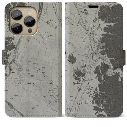 【横手（秋田県）】地図柄iPhoneケース（手帳タイプ）モノトーン・iPhone 14 Pro Max 用