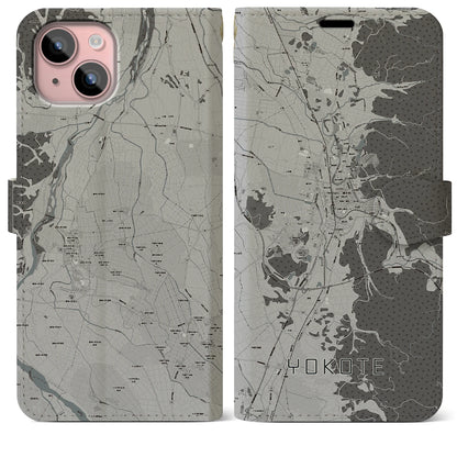 【横手（秋田県）】地図柄iPhoneケース（手帳タイプ）モノトーン・iPhone 15 Plus 用