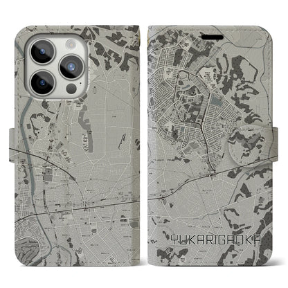 【ユーカリが丘（千葉県）】地図柄iPhoneケース（手帳タイプ）モノトーン・iPhone 15 Pro 用