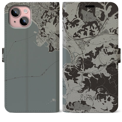 【逗子（神奈川県）】地図柄iPhoneケース（手帳タイプ）モノトーン・iPhone 15 Plus 用