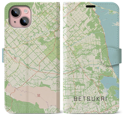 【別海（北海道）】地図柄iPhoneケース（手帳タイプ）ナチュラル・iPhone 15 Plus 用