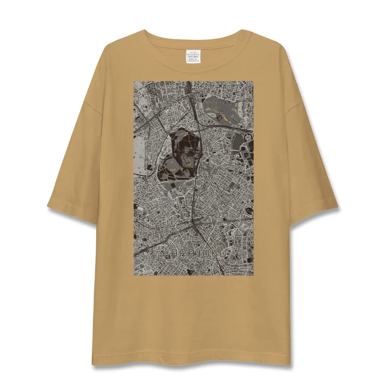 【原宿（東京都）】地図柄ビッグシルエットTシャツ