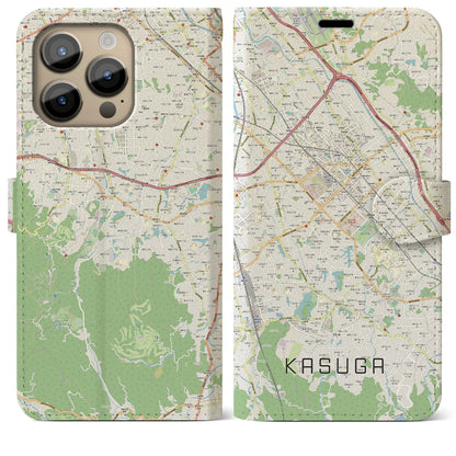 【春日（福岡県）】地図柄iPhoneケース（手帳タイプ）ナチュラル・iPhone 14 Pro Max 用