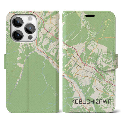 【小淵沢（山梨県）】地図柄iPhoneケース（手帳タイプ）ナチュラル・iPhone 14 Pro 用