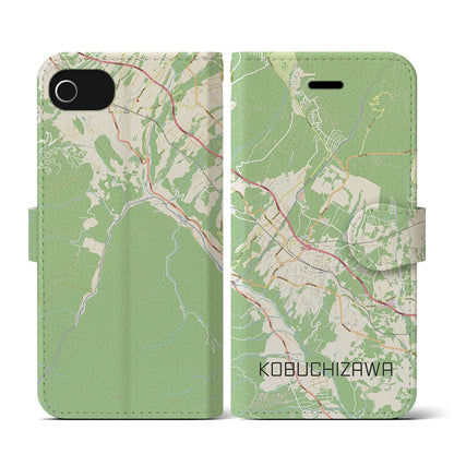 【小淵沢（山梨県）】地図柄iPhoneケース（手帳タイプ）ナチュラル・iPhone SE（第3 / 第2世代） / 8 / 7 / 6s / 6 用