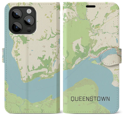 【クイーンズタウン（ニュージーランド）】地図柄iPhoneケース（手帳タイプ）ナチュラル・iPhone 15 Pro Max 用
