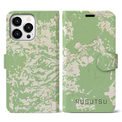 【留寿都（北海道）】地図柄iPhoneケース（手帳タイプ）ナチュラル・iPhone 13 Pro 用