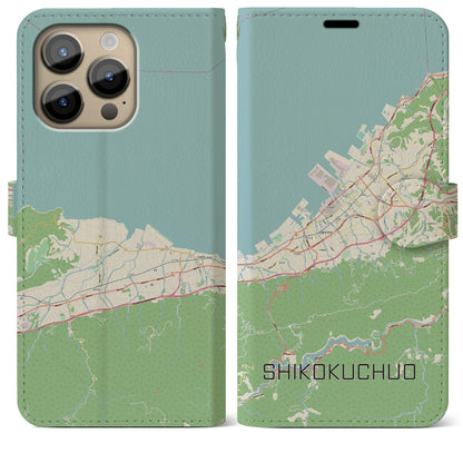 【四国中央（愛媛県）】地図柄iPhoneケース（手帳タイプ）ナチュラル・iPhone 14 Pro Max 用