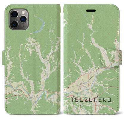 【綴子（秋田県）】地図柄iPhoneケース（手帳タイプ）ナチュラル・iPhone 11 Pro Max 用